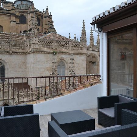 Tuguest Palacio De La Madraza Granada Luaran gambar